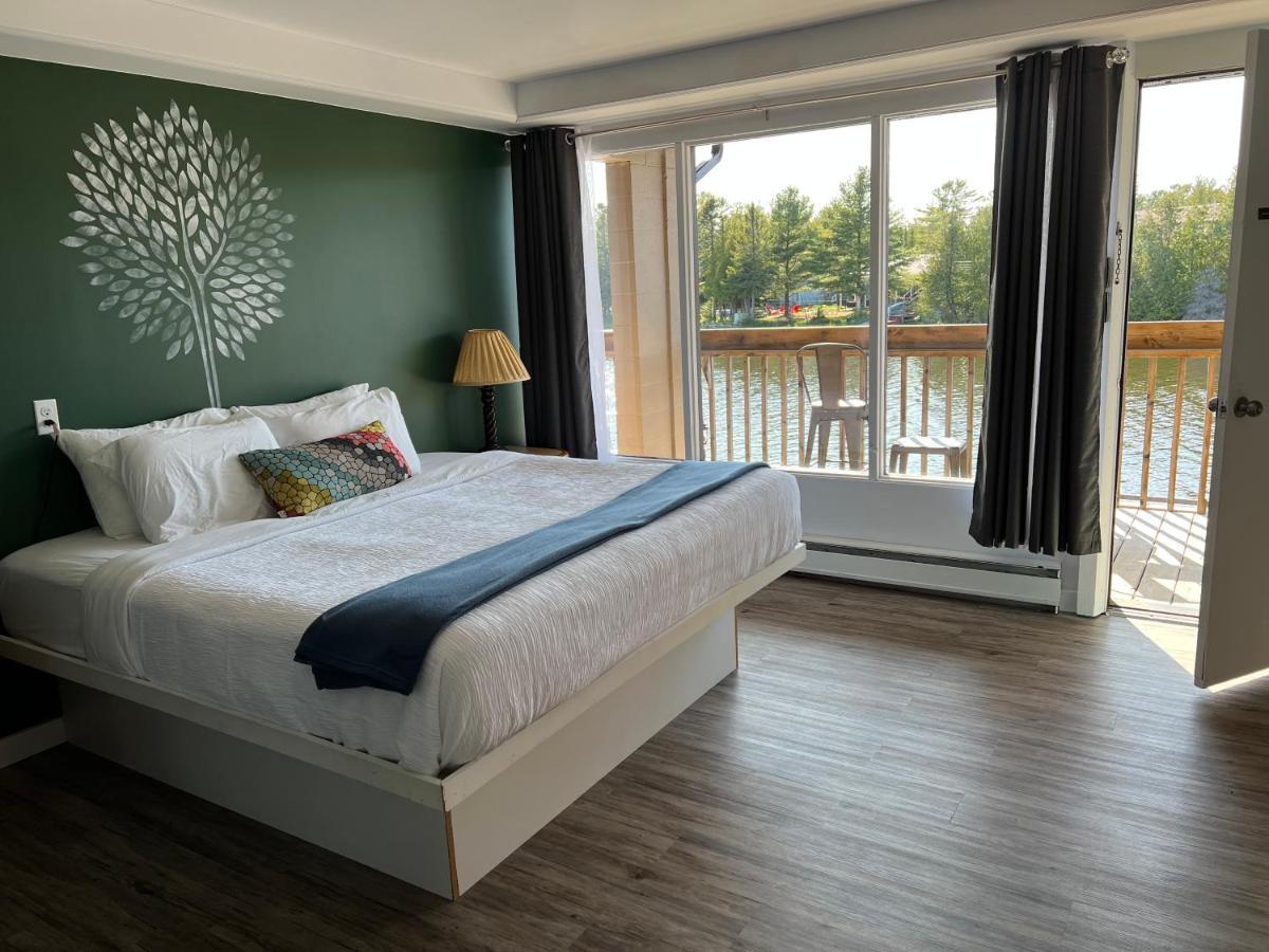 Kit Wat & Marina Hotel Sauble Beach