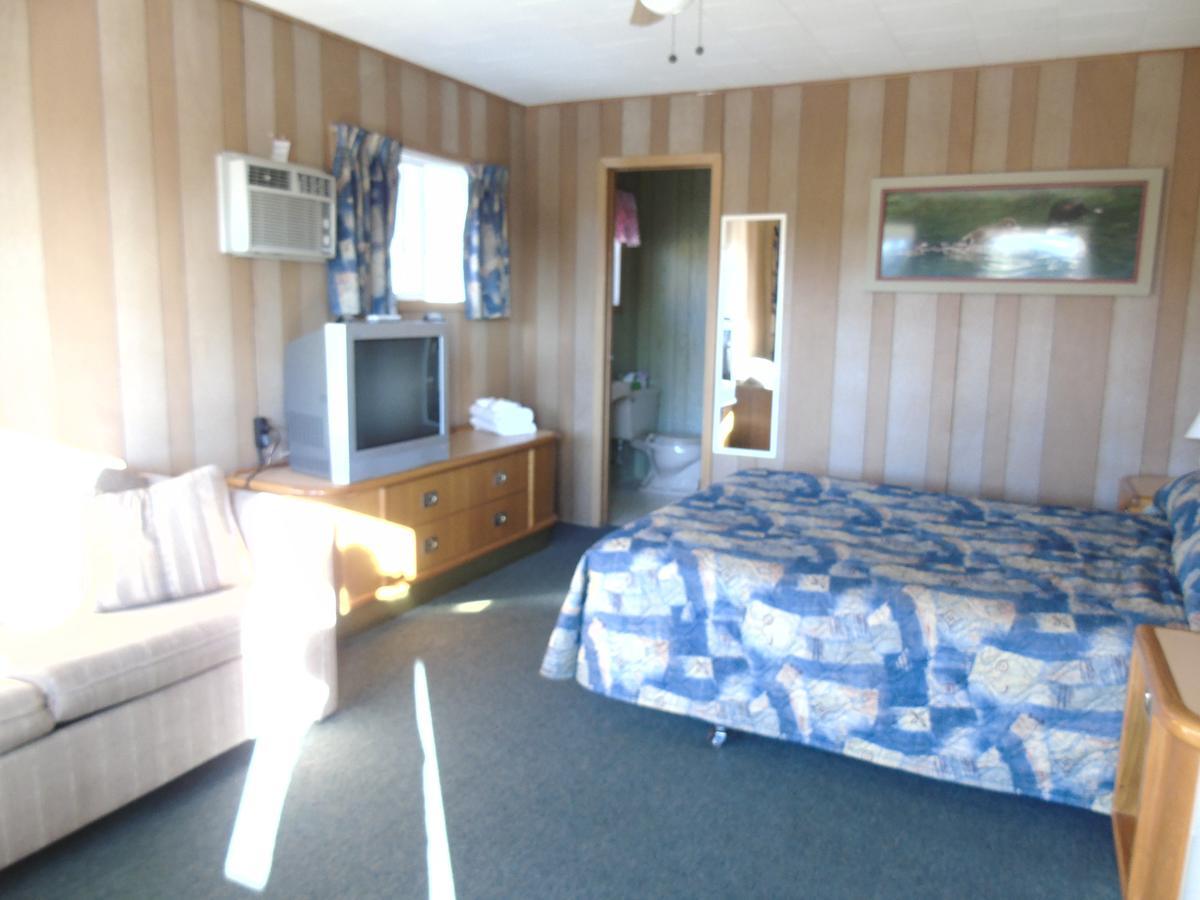 Hotel Kit Wat & Marina Sauble Beach